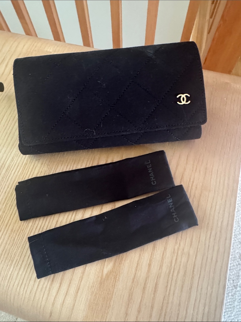 CHANEL Black Rectangular Sunglasses with Silver CC Logo - Picture 2 of 6